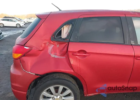 2011 Mitsubishi Outlander Sport Se z USA, uszkodzony, nr VIN JA4AR4AU7BZ017812